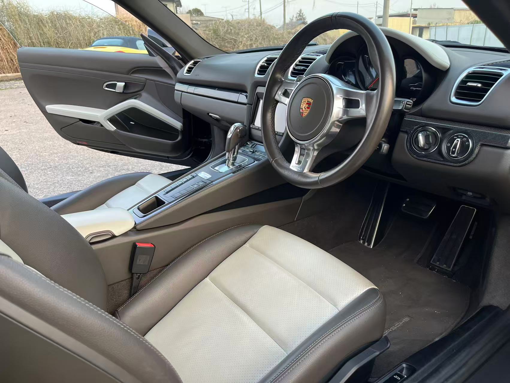 2015 Porsche 981 Cayman S - Image 8